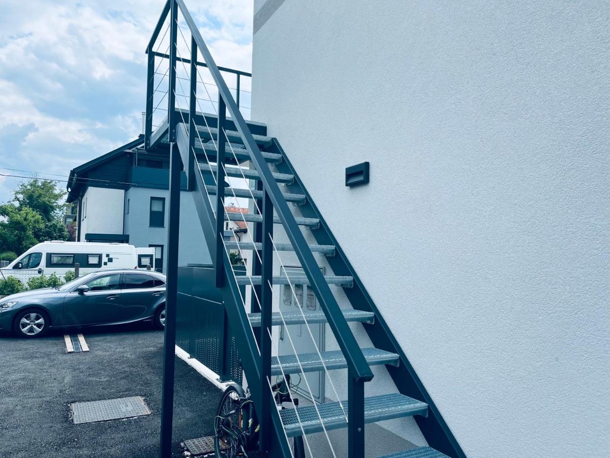 Villa Kovaceva 15, App 1, Free Parking 卢布尔雅那 外观 照片